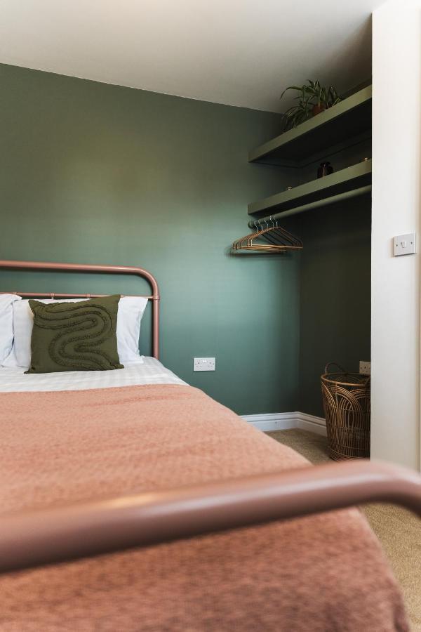 Wych Cottage, Striking 2 Bed, Parking, Ground Floor Flat - Step Free Somerton  Bagian luar foto